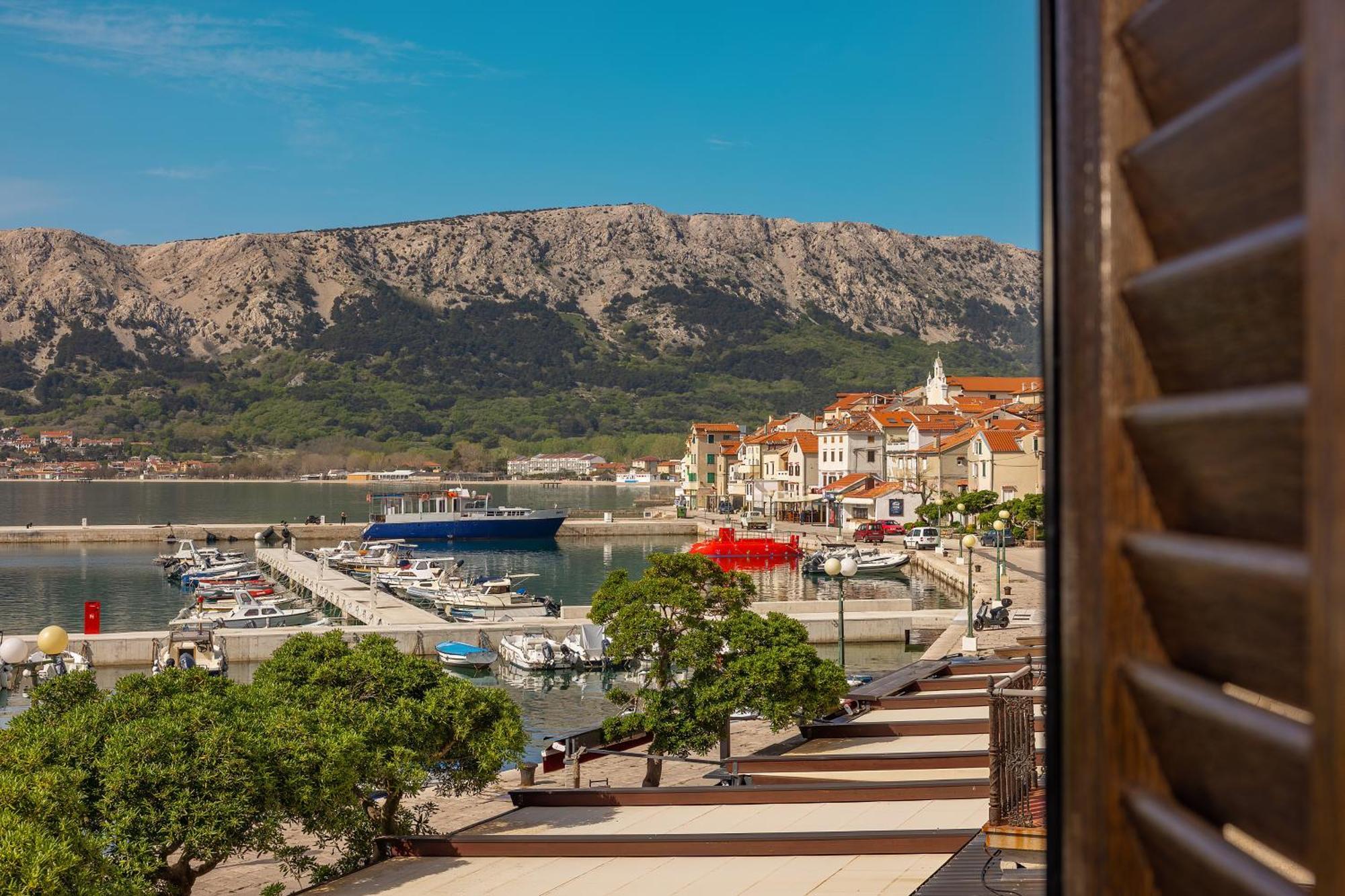Apartments Ivo With Sea View Baska  Exterior photo