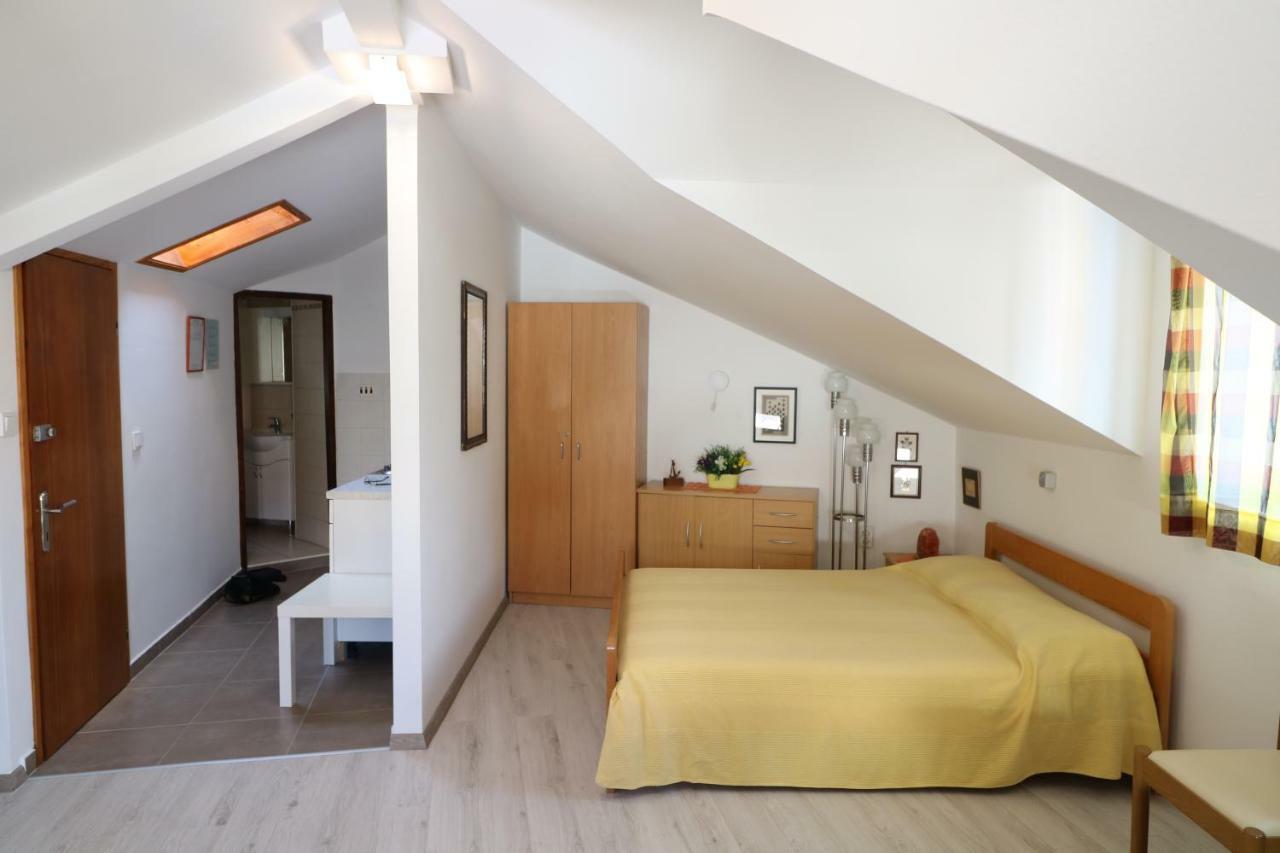 Apartments Ivo With Sea View Baska  Exterior photo